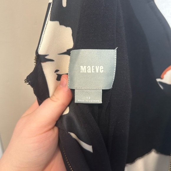 Maeve Anthropologie Scuba Large Flower print black and white dress - Picture 4 of 4